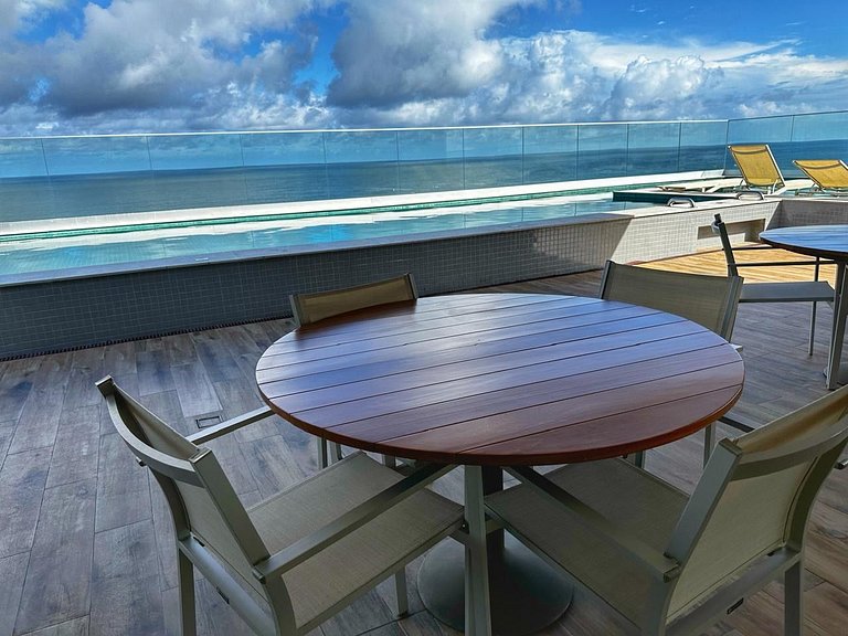 SM1209 Beach Front 2 bedrooms - with parking