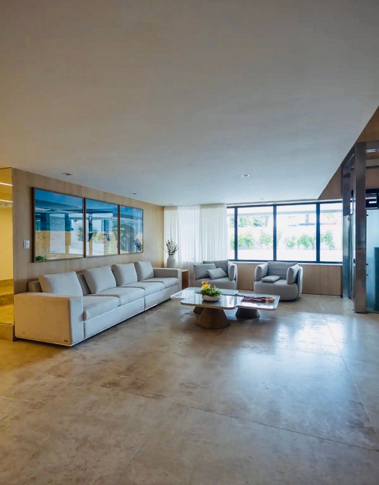 SM1209 Beach Front 2 bedrooms - with parking