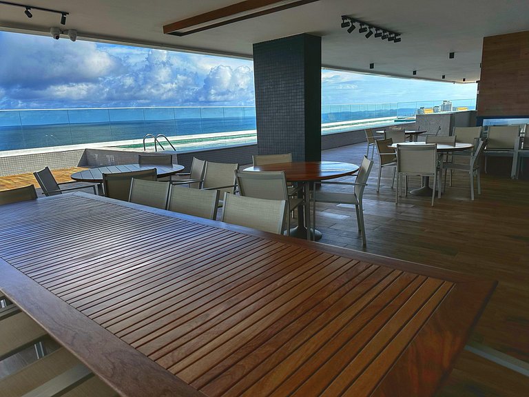 SM1209 Beach Front 2 bedrooms - with parking