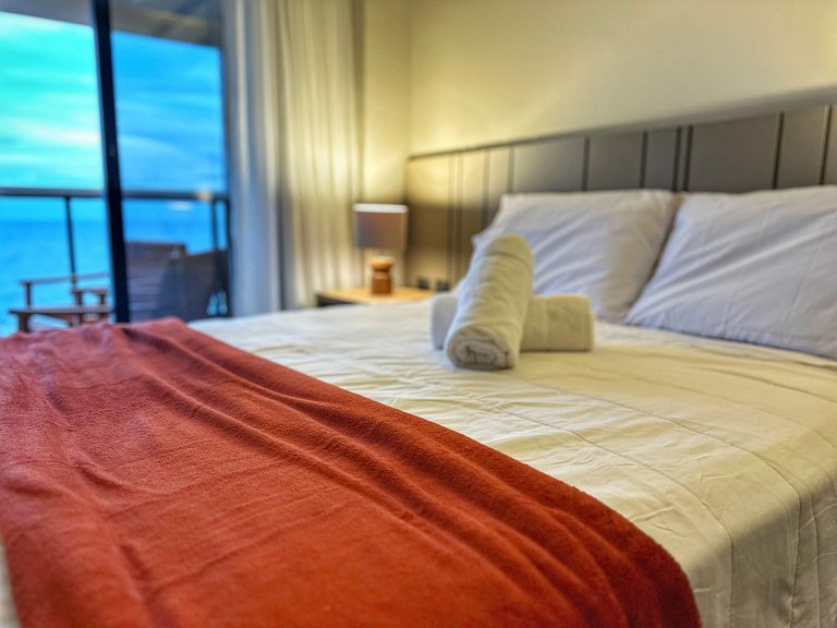 SM1209 Beach Front 2 bedrooms - with parking