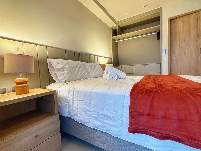 SM1209 Beach Front 2 bedrooms - with parking