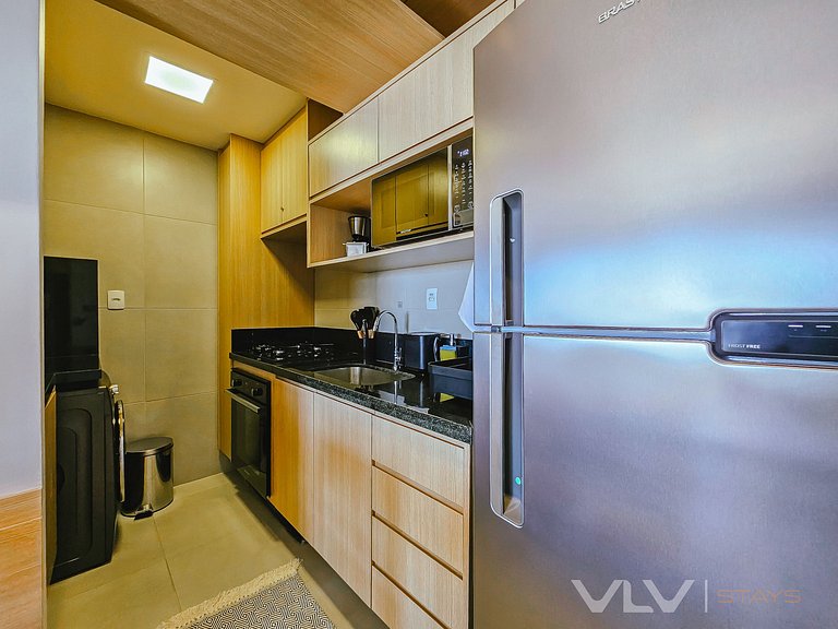 SM1104 Vista lateral Mar 2 quartos by VLV Stays