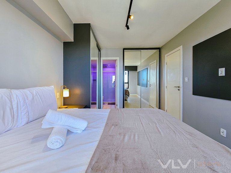 SM1104 Vista lateral Mar 2 quartos by VLV Stays