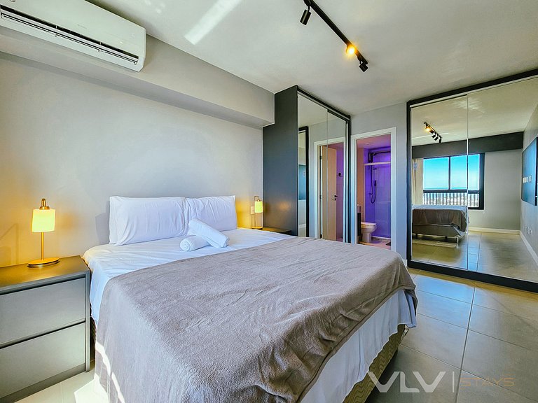 SM1104 Vista lateral Mar 2 quartos by VLV Stays