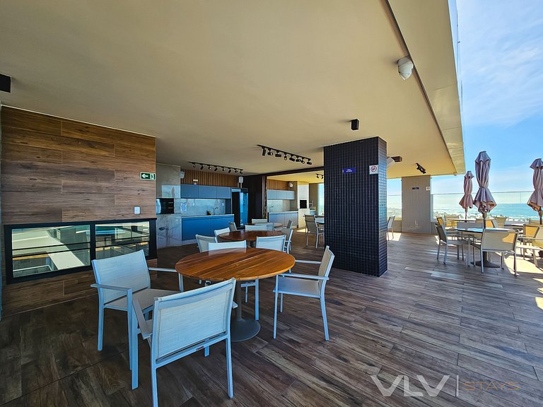 SM1104 Vista lateral Mar 2 quartos by VLV Stays
